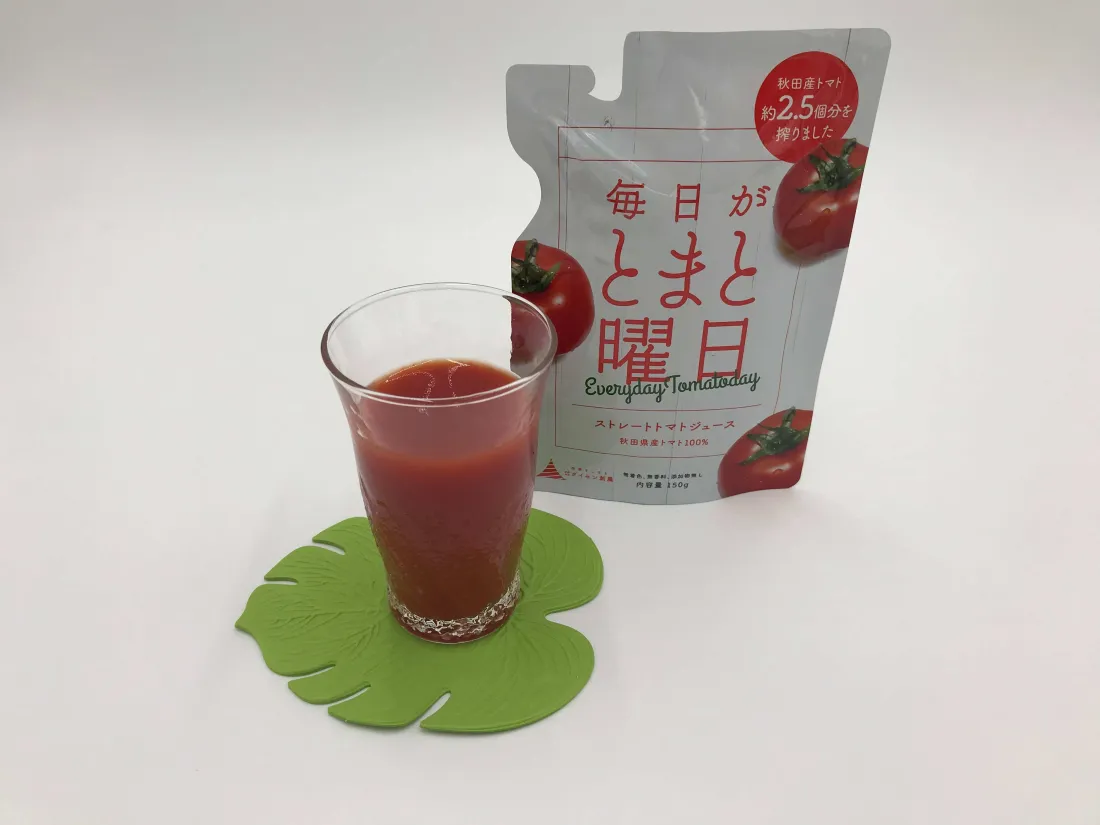 straight tomato juiceの包装画像