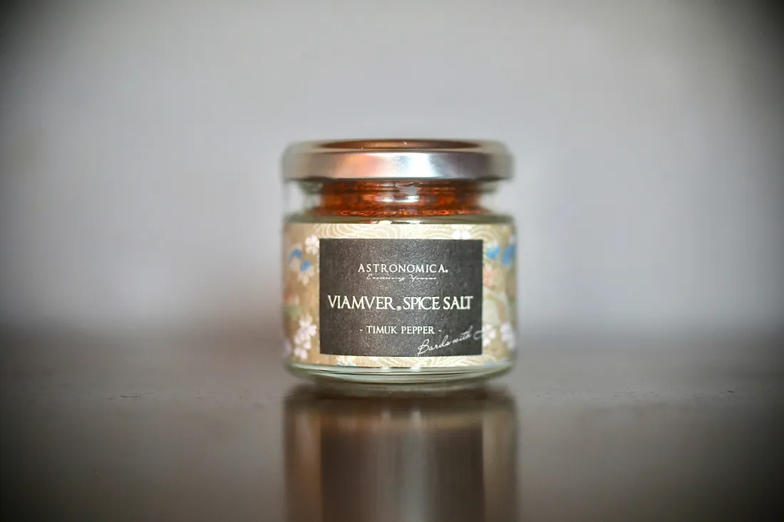 ヴィアンヴァースパイスソルト -ネパール山椒 45gの包装画像