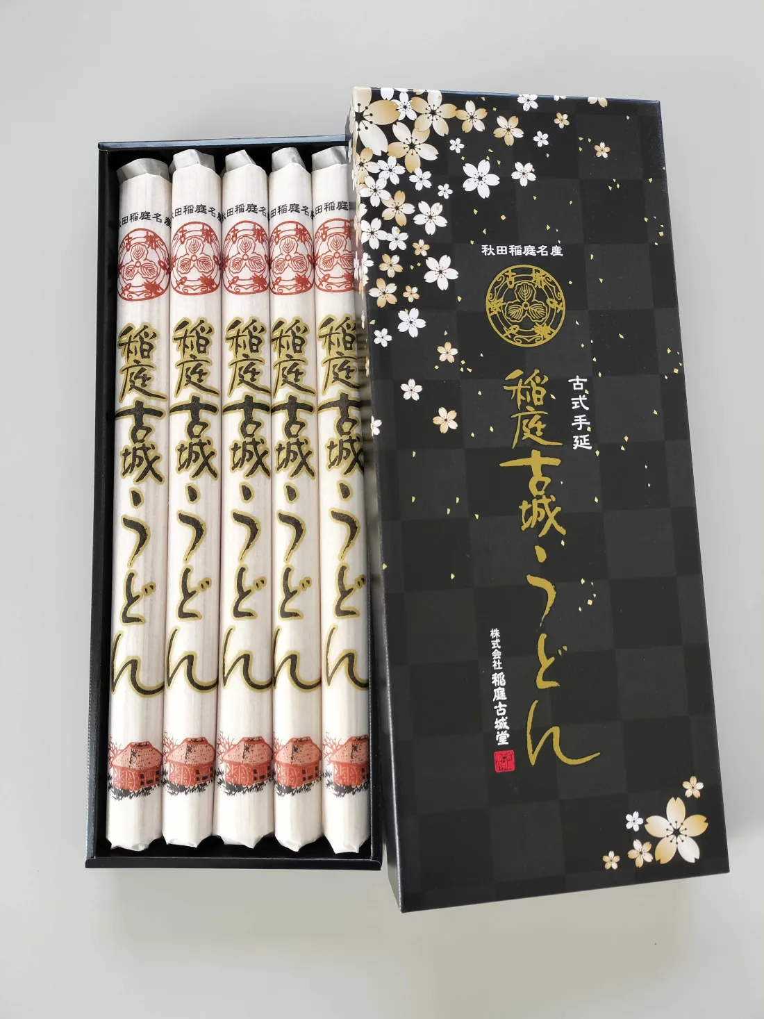 稲庭うどん　紙化粧箱の包装画像