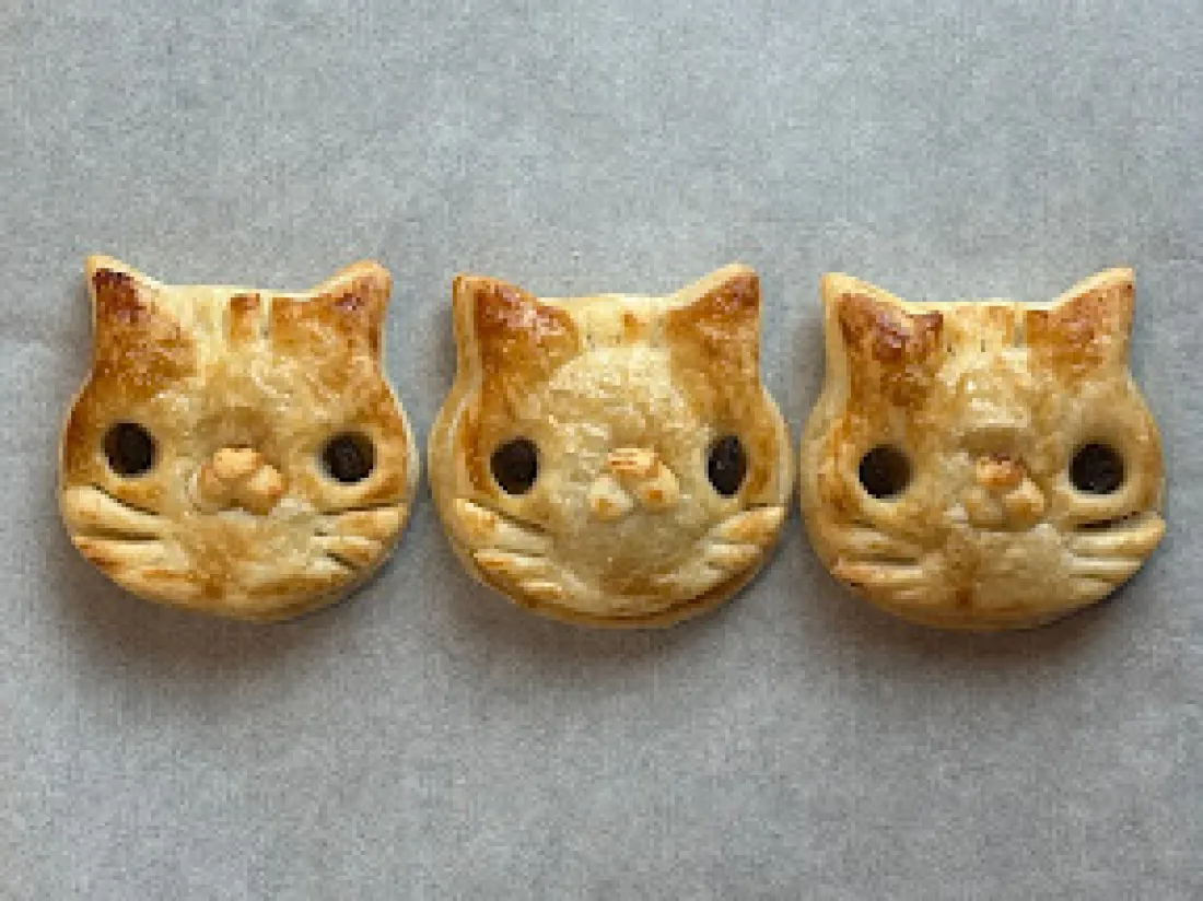 ねこのお家のアップルパイ（冷凍）の包装画像